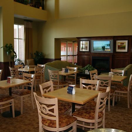 Hampton Inn & Suites เกนส์วิลล์ ร้านอาหาร รูปภาพ