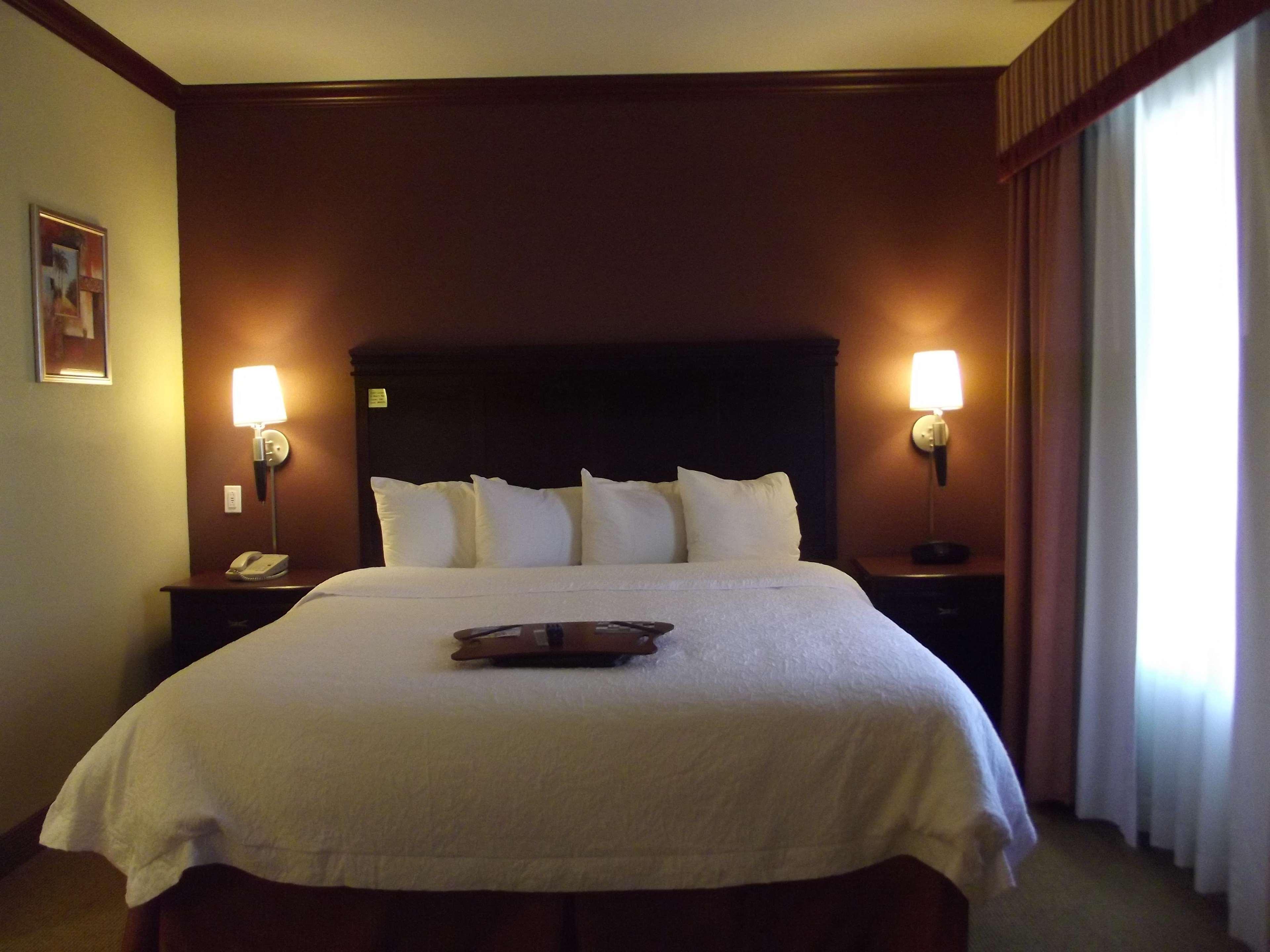 Hampton Inn & Suites เกนส์วิลล์ ภายนอก รูปภาพ