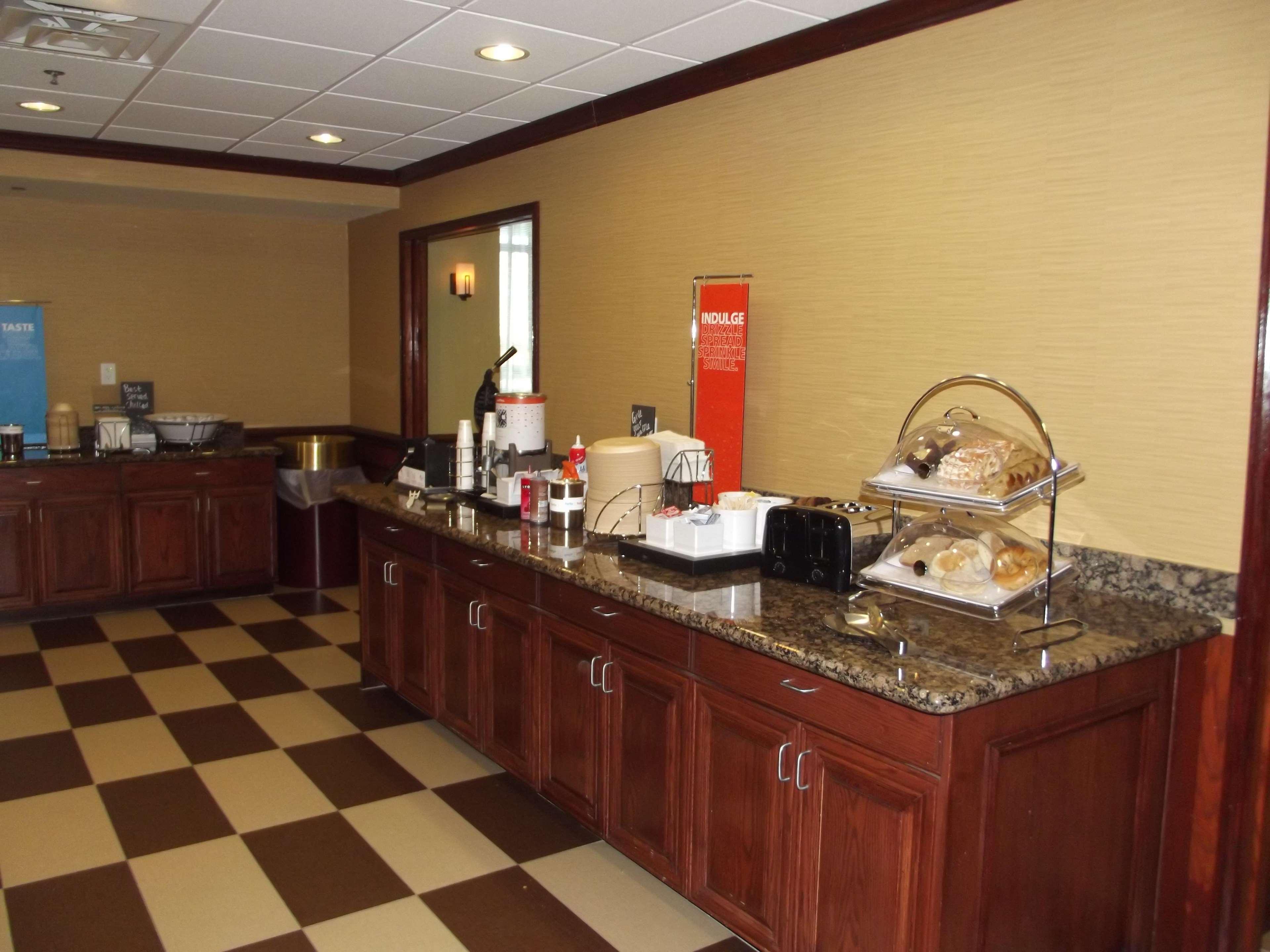 Hampton Inn & Suites เกนส์วิลล์ ภายนอก รูปภาพ