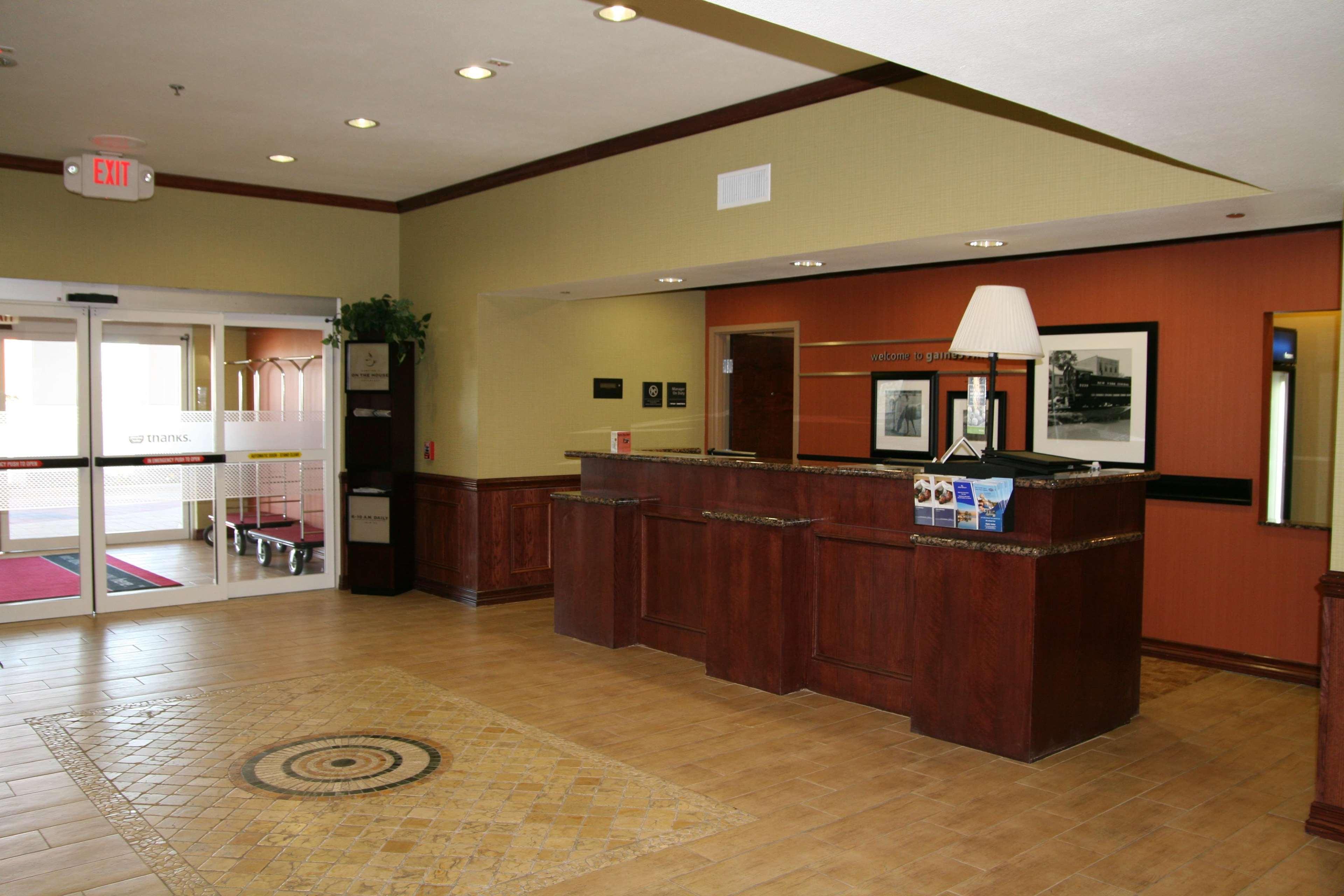 Hampton Inn & Suites เกนส์วิลล์ ภายนอก รูปภาพ