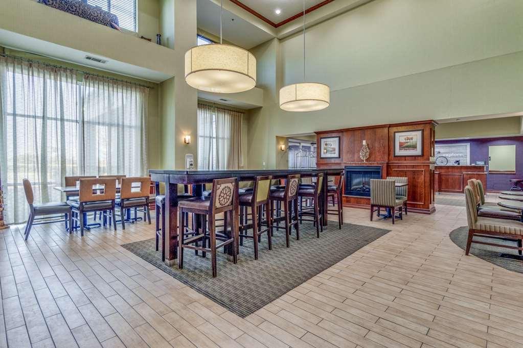 Hampton Inn & Suites เกนส์วิลล์ ร้านอาหาร รูปภาพ